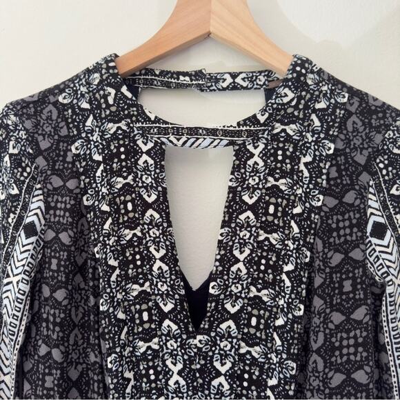 Free People Tegan Border Print Mini Dress Long Bell Sleeves Cutout V-Neck A-Line - Picture 5 of 13